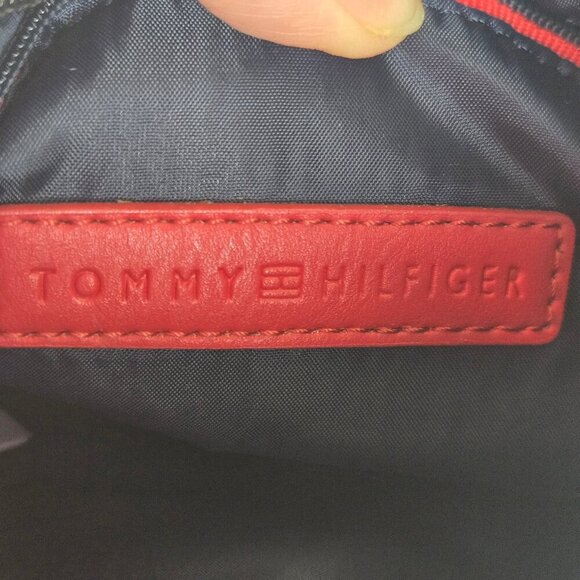 Tommy Hilfiger Black Canvas Logo Crossbody Faux Leather Trim Adjustable Strap - Picture 12 of 15